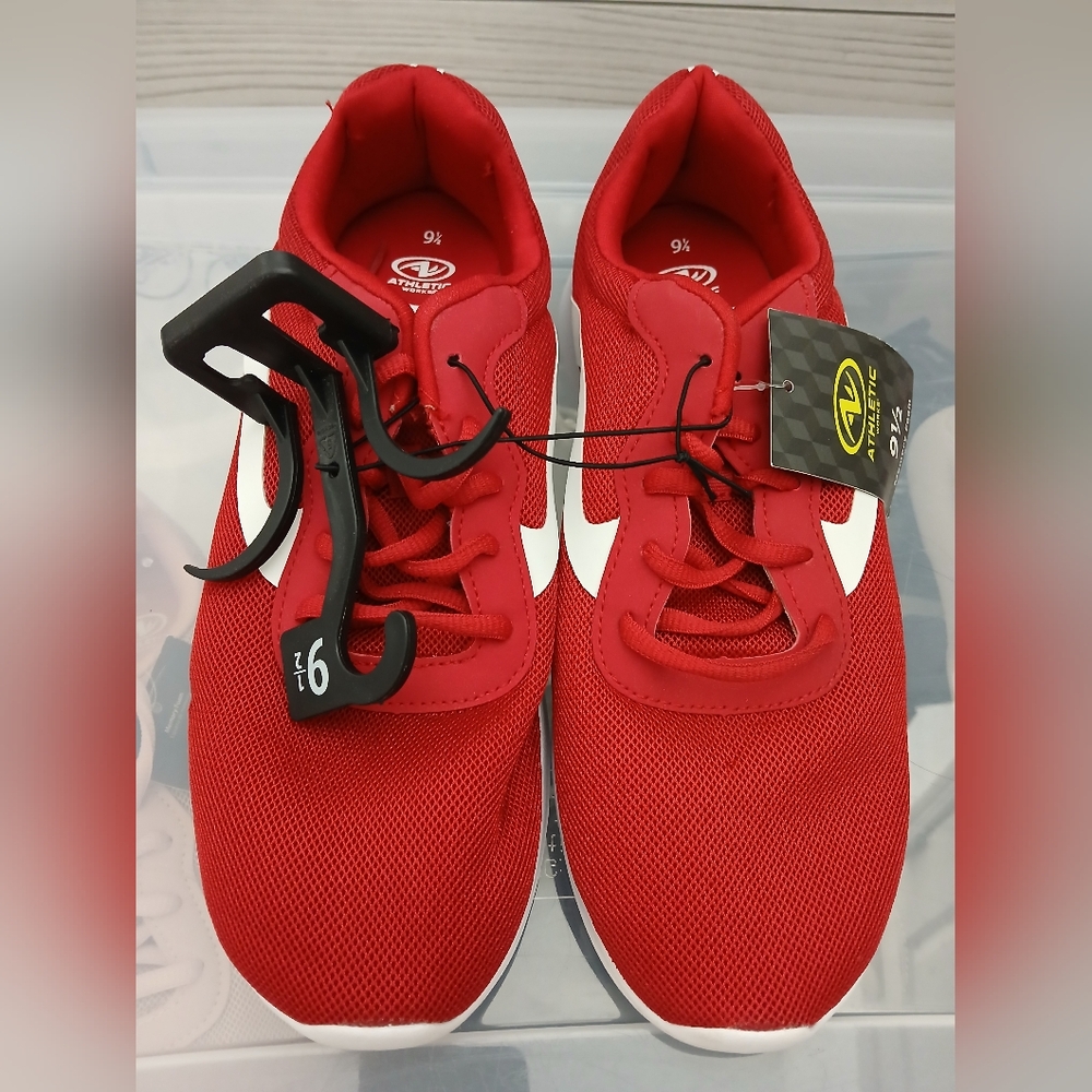 Athletic works size 9.5 women